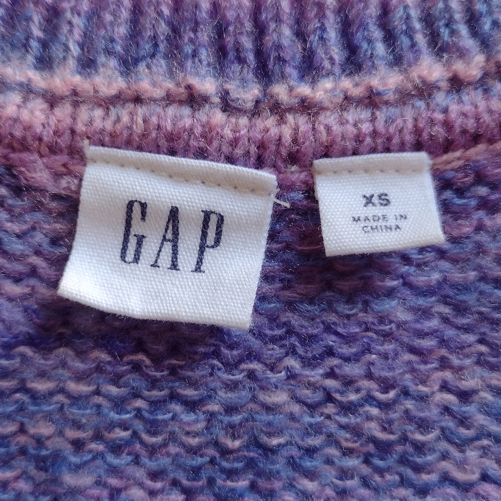 🛑 Gap Multicolored V-Neck Women's XS - Picture 2 of 3